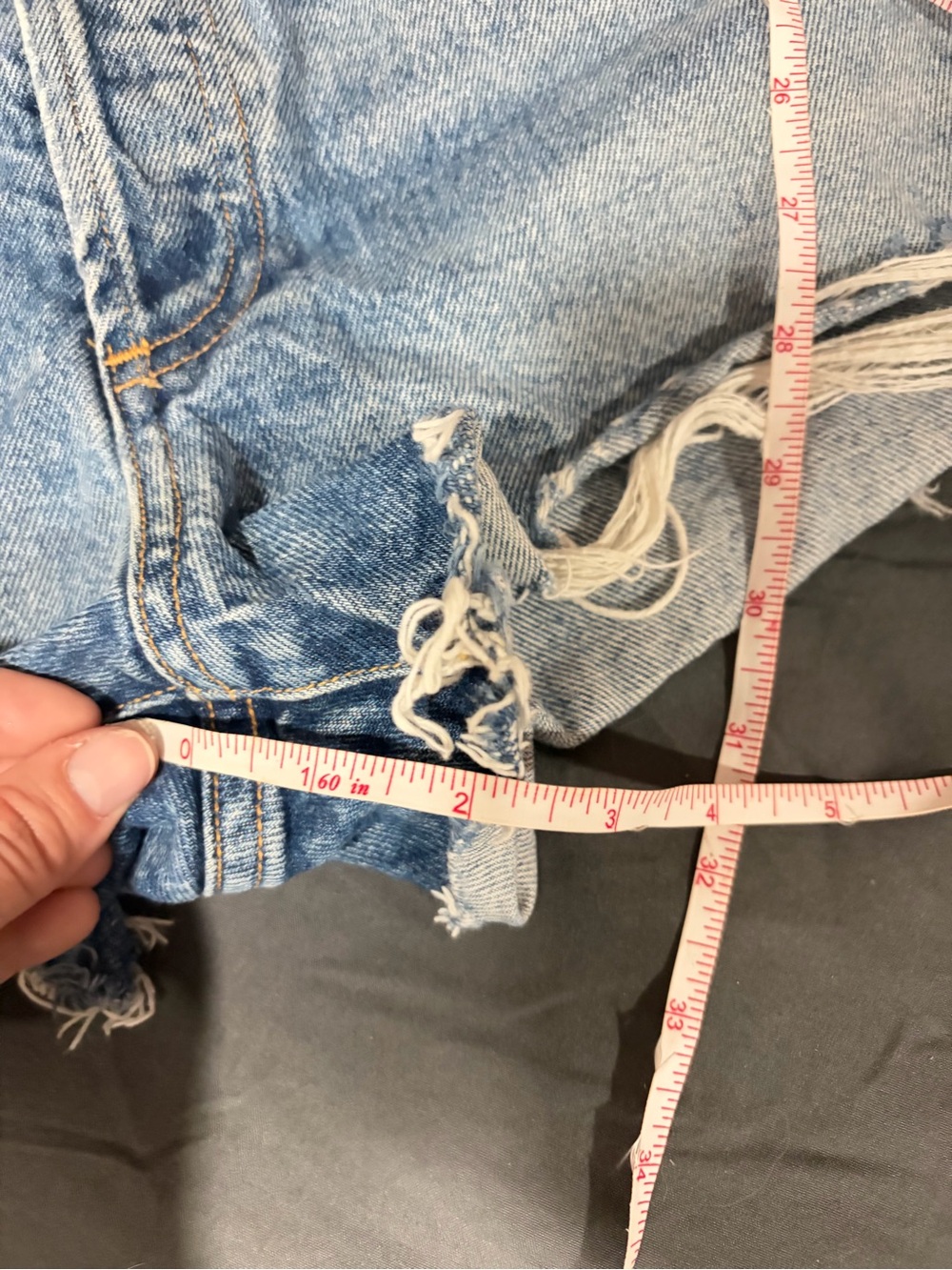 AGOLDE Distressed High Rise Denim Shorts Medium Wash - Picture 9 of 9